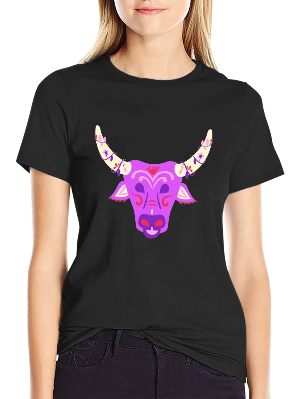 Bull Head Graphic Tee - Black Short Sleeve Shirt product image 2