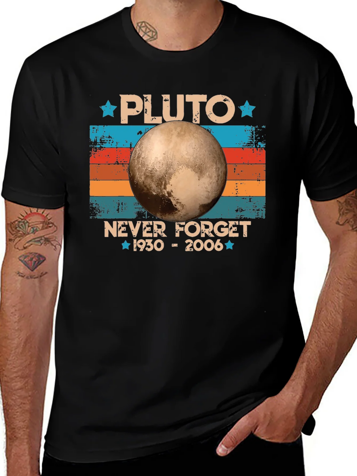 Pluto Never Forget Retro T-Shirt product image 1